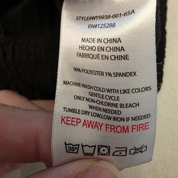 Jason Wu Women's Black Smocked Top SZ Medium - Picture 5 of 7